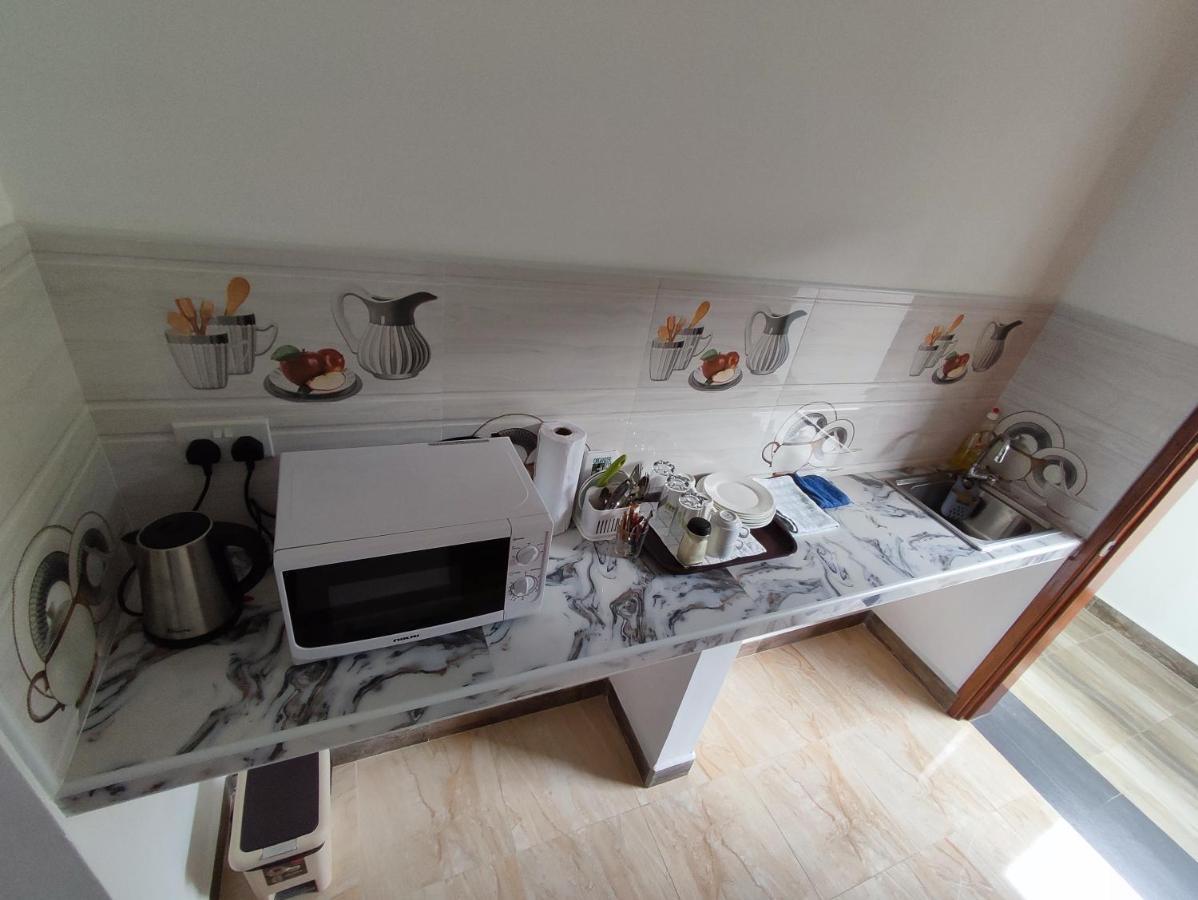 La Residence D'Almee Guesthouse 贝圣安那 外观 照片