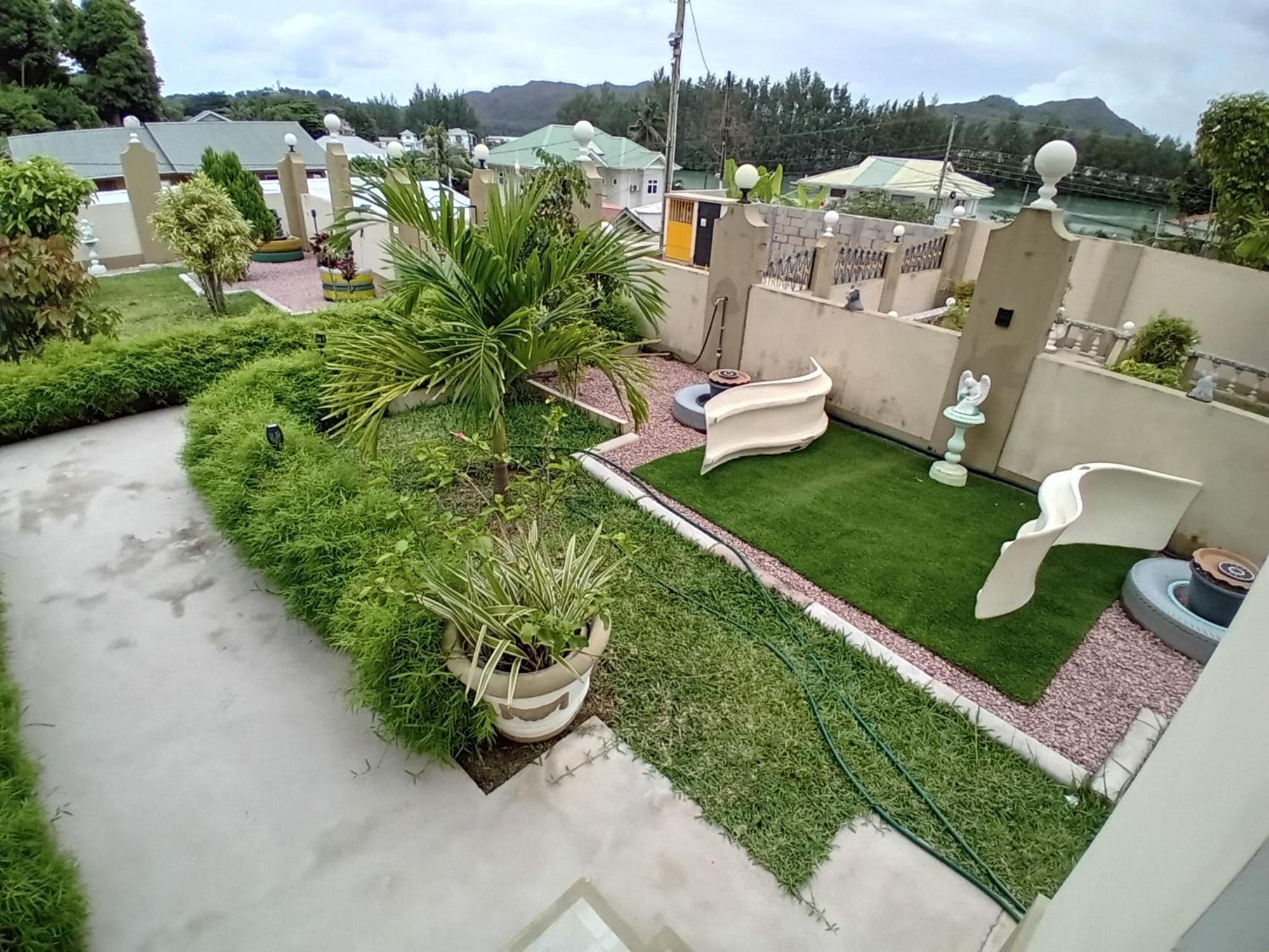 La Residence D'Almee Guesthouse 贝圣安那 外观 照片